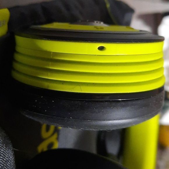 Monster isport Freedom headphones with cloth case - Picture 5 of 9